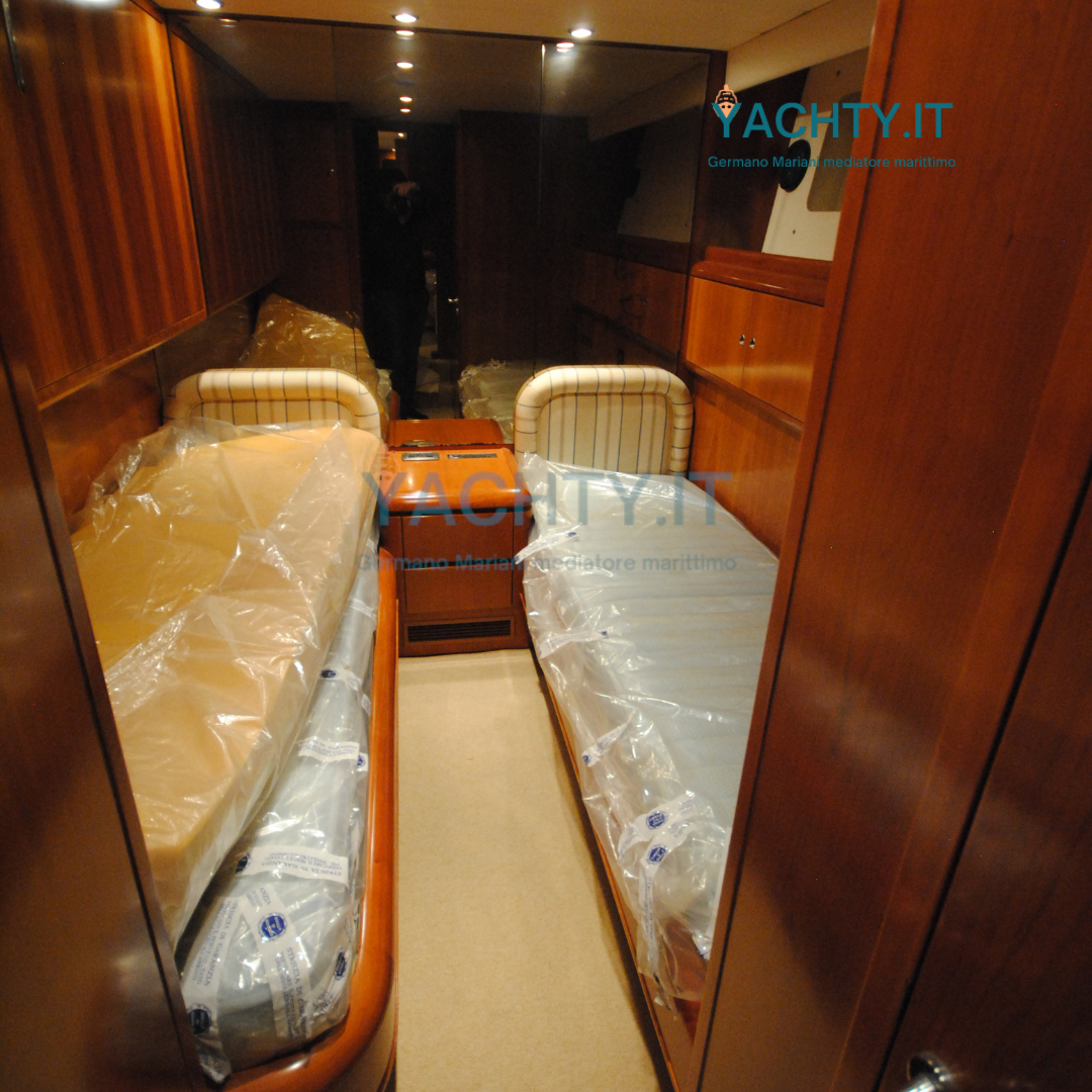 VERSILCRAFT  EXPLORER 60 OPEN