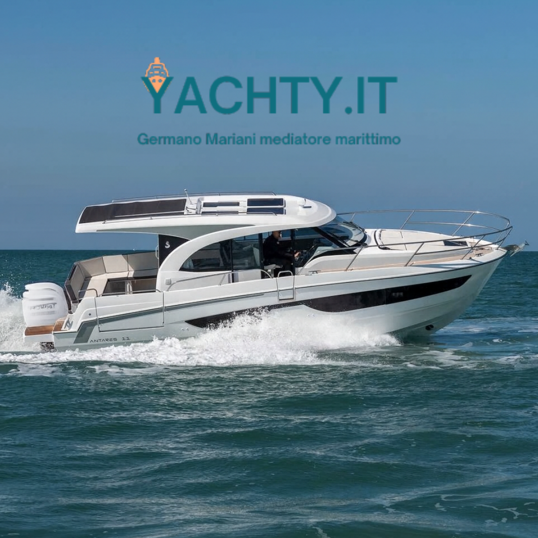 Beneteau Antares Coupé 11