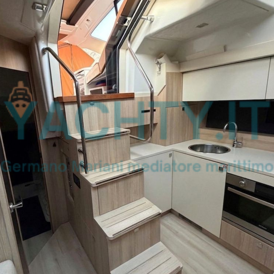 CRANCHI M 44 HT (2015)