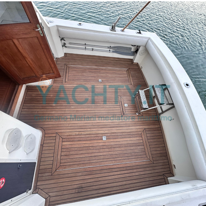 Albemarle 32' Fly