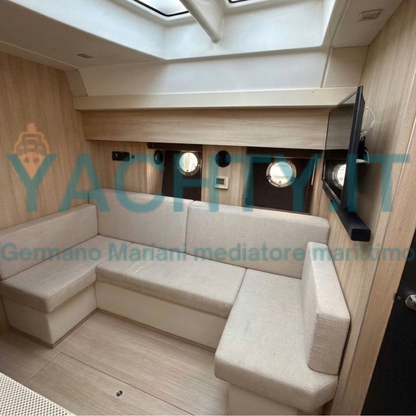 CRANCHI M 44 HT (2015)
