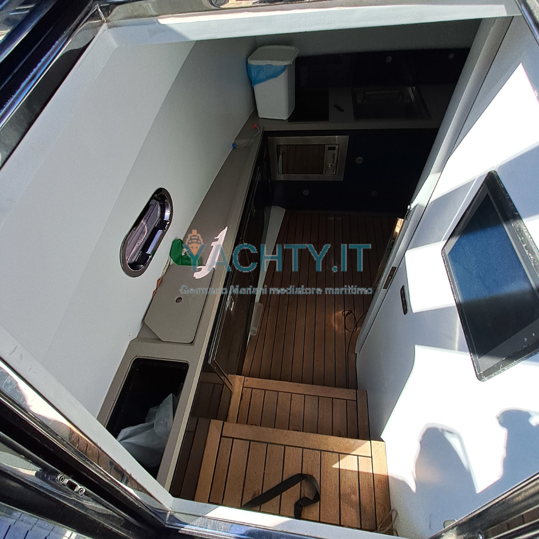MAORI YACHT MAORI 37