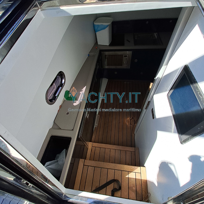 MAORI YACHT MAORI 37