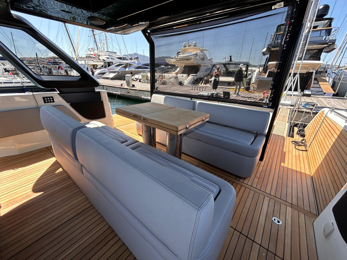 CRANCHI A 46 LUXURY TENDER
